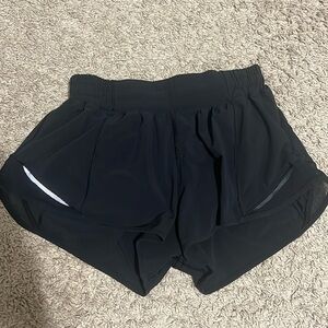 black lululemon hotty hots size 6, 2.5 II
